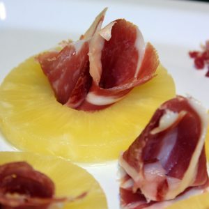 Jamon con Piña | Pineapple with Ham | Recipe with Serrano | Receta de Jamon